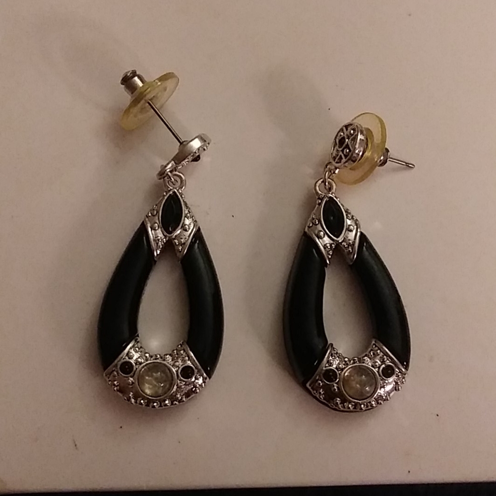 Woman's earrings